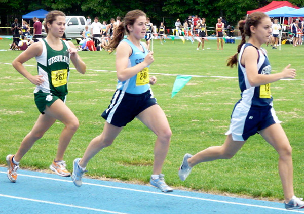 Division 4, IV, Alison Lanois, Tara Sullivan, Hamilton-Wenham, Ursuline, Mile, One mile, Championships, Emerging Elites